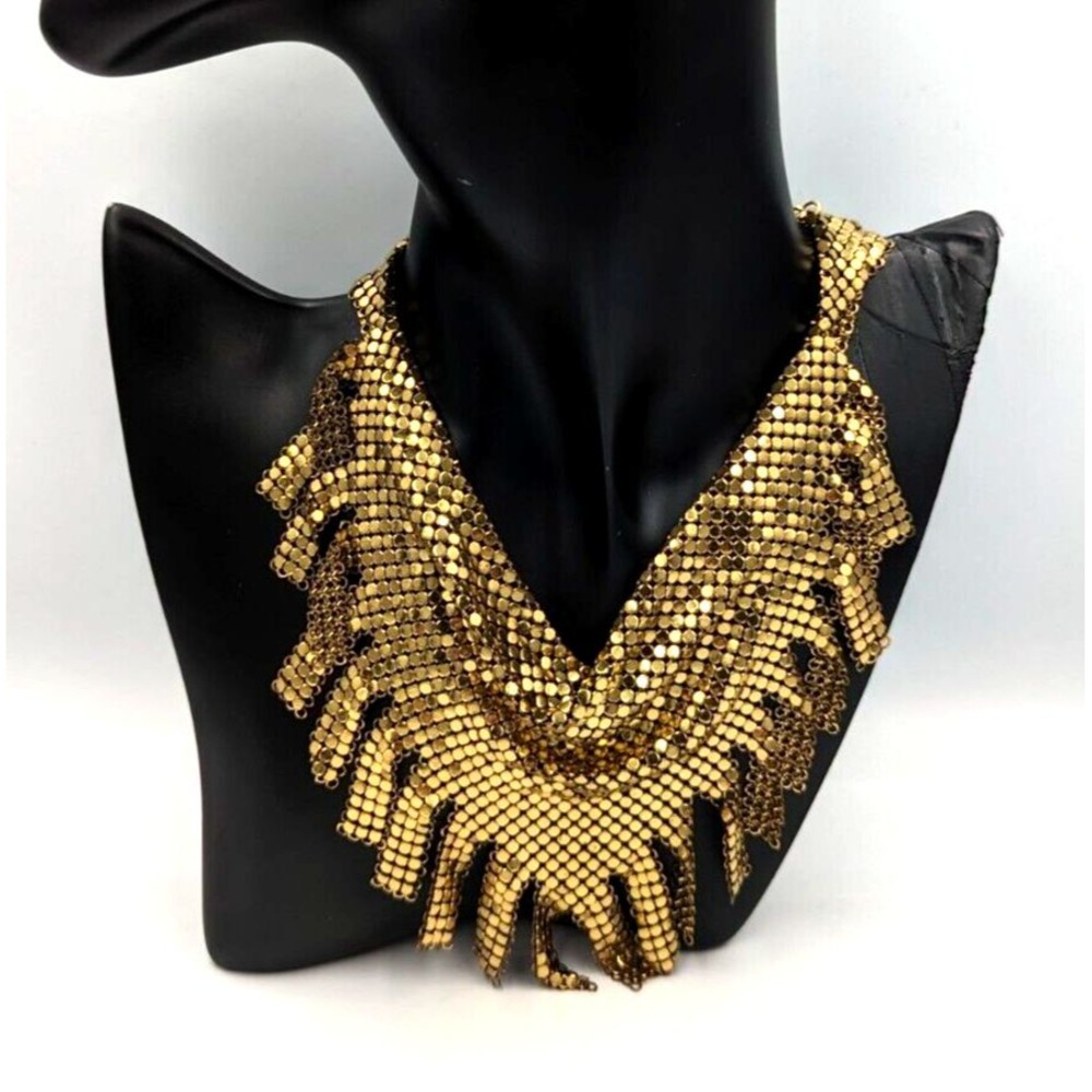 Whiting & Davis Gold Tone Chainmail Metal Fringed Vintage Bib Necklace 1970s - Picture 6 of 14